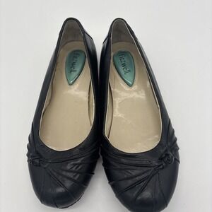 Fitzwell‎ Black Leather Ballet Flats / Comfort Shoes Women's Size 7